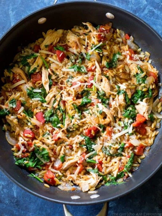 One-Pan Chicken and Spinach Orzo Recipe