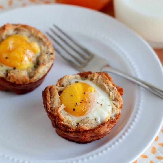 1. Ham and Egg Toast Cups