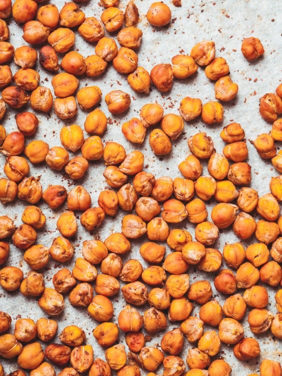 https://media.post.rvohealth.io/wp-content/uploads/sites/2/2019/05/chickpeas-tray.jpg