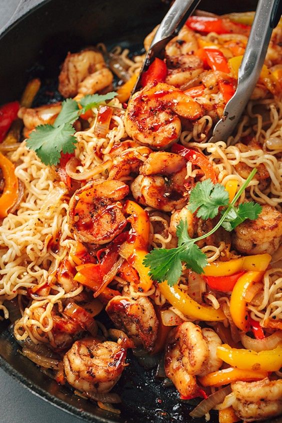 https://media.post.rvohealth.io/wp-content/uploads/sites/2/2019/05/shrimp-fajita-stir-fry_thecozyapron_02-27-17_4.jpg