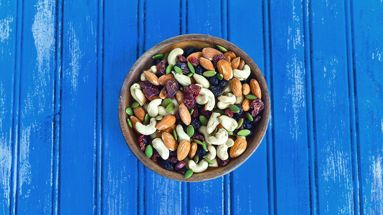 Energy Trail Mix, Peanuts & Chocolate Snack