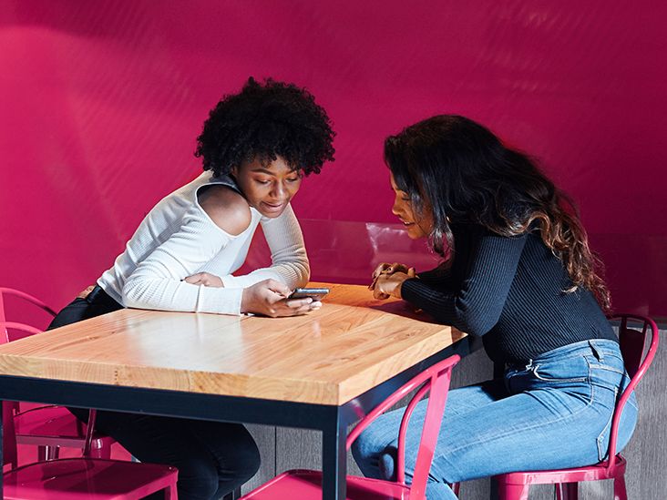 How to Make Meaningful Connections with Strangers