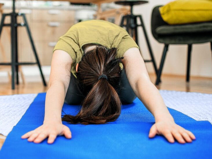 Try These 8 Yoga Exercises to Reduce Dark Circles - Fitsri Yoga