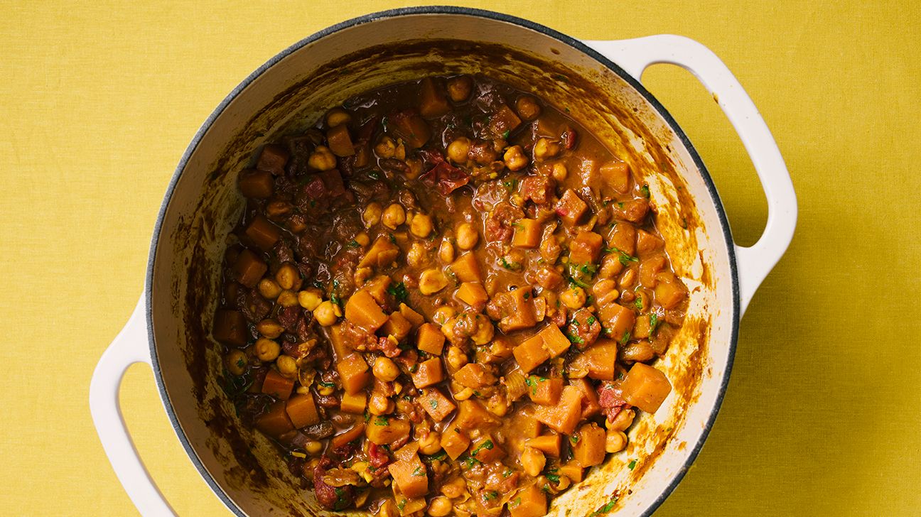 https://media.post.rvohealth.io/wp-content/uploads/sites/2/2020/07/GRT-curry-chickpeas-butternut-squash-1296x728-header.jpg