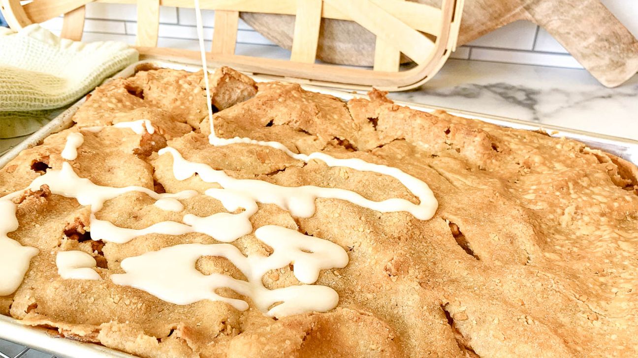 apple slab pie