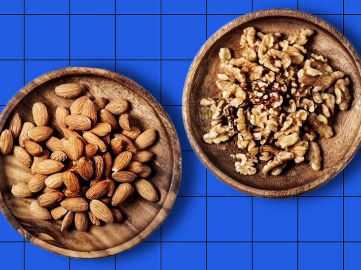 https://media.post.rvohealth.io/wp-content/uploads/sites/2/2020/10/226146-grt-Almonds-vs.-Walnuts-732x549-Feature.jpg