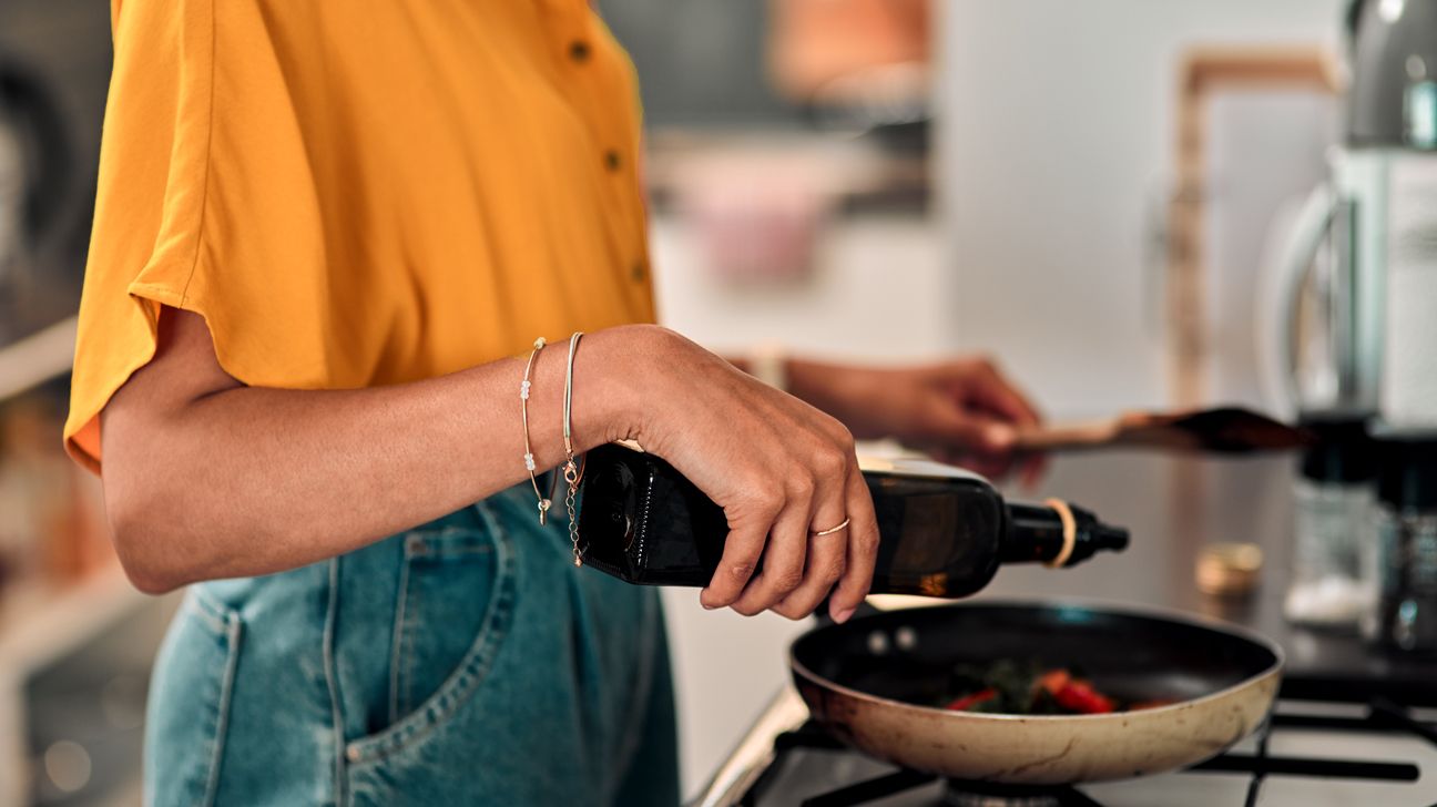 Deep Frying in Coconut Oil: Helpful Tips