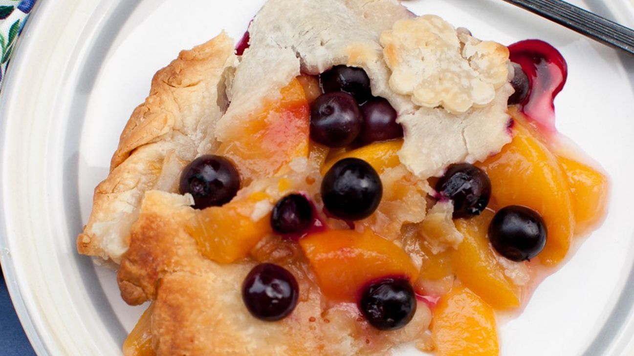 blueberry and peach pie