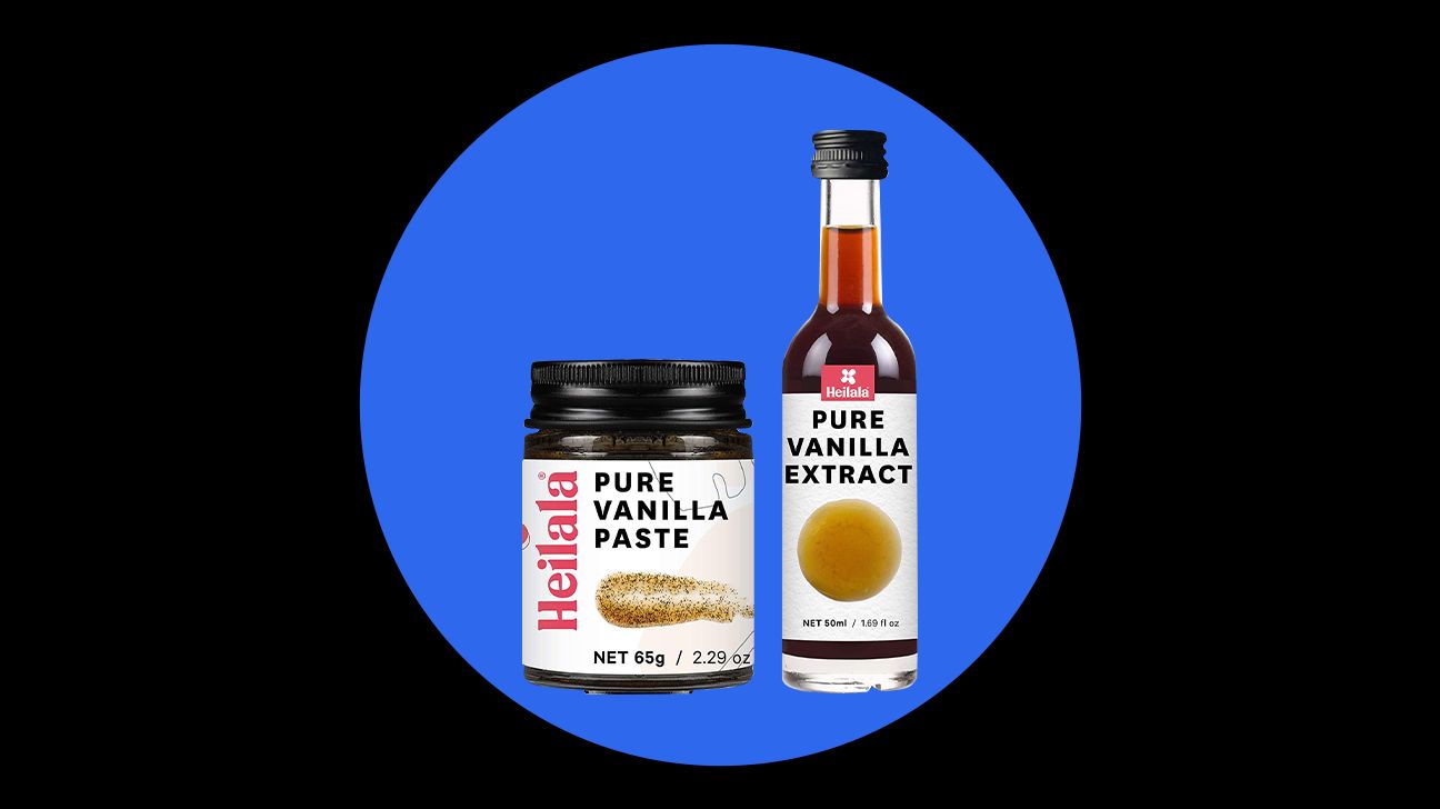 https://media.post.rvohealth.io/wp-content/uploads/sites/2/2020/11/GRT-231344-Greatists-2020-Gift-Guide-for-Kitchen-Wizards-Heilala-Vanilla-Bean-Paste-and-Vanilla-Extract-Set.png