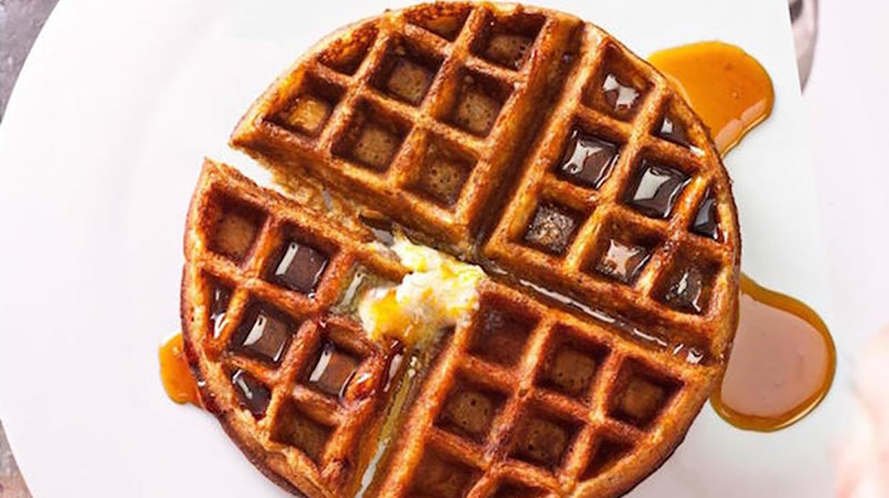 https://media.post.rvohealth.io/wp-content/uploads/sites/2/2020/11/Gingerbread-Waffles-with-Vanilla-Bean-Orange-Butter.jpg