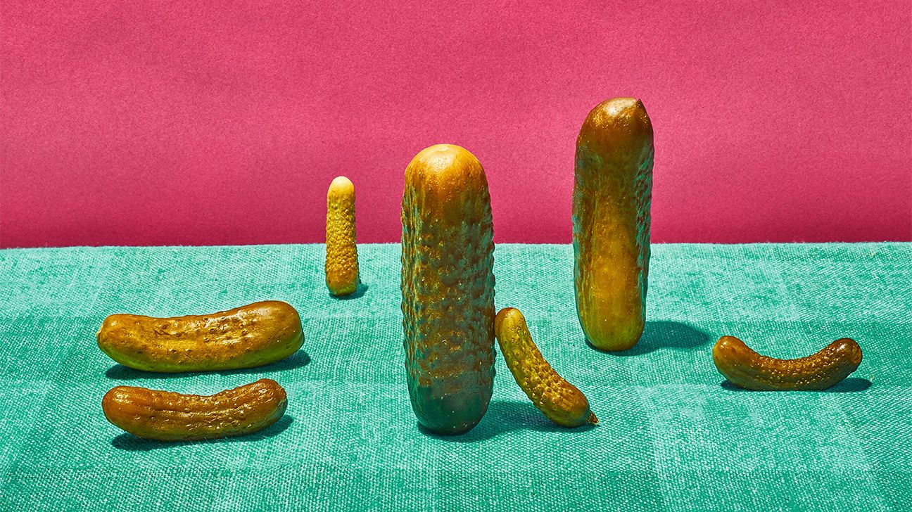 different sized pickles representing average penis size header