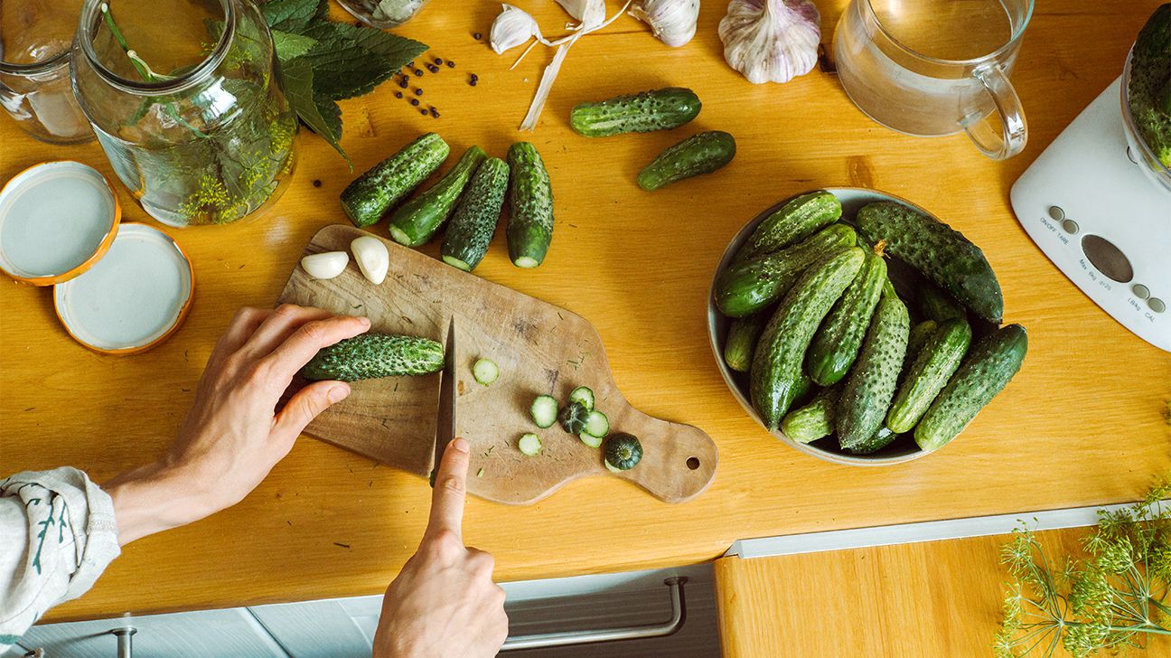 how to make pickles