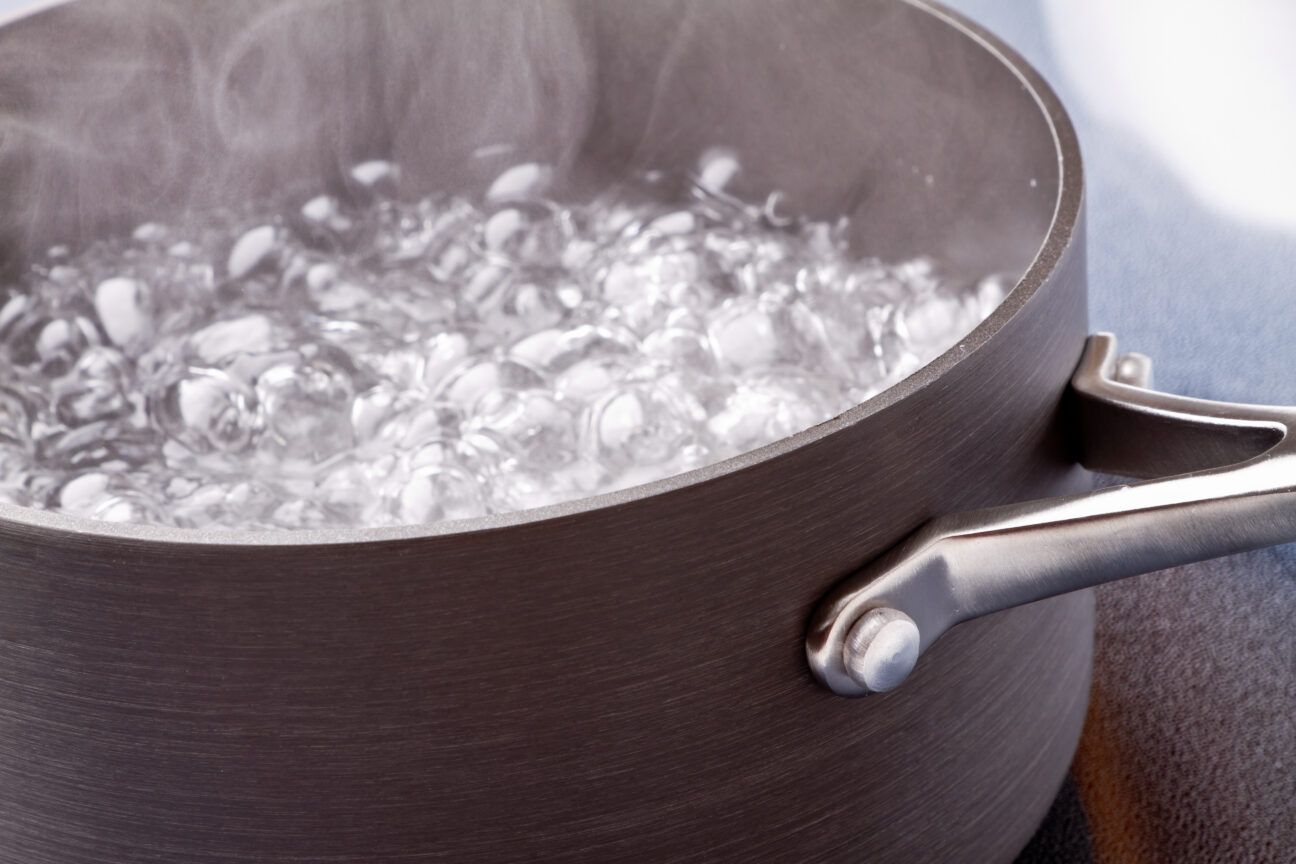 How To Unclog A Sink Using Just 2 Natural Ingredients