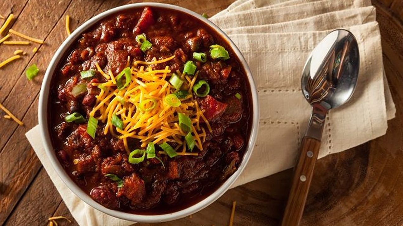 5 Canned Chili Hacks