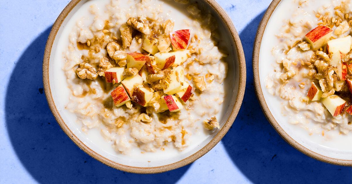Is Oatmeal Keto? Carb Content and Alternatives