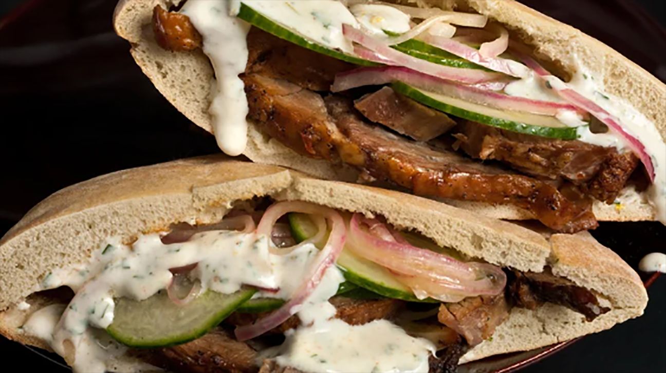 Naan vs Pita Key Differences and Delicious Recipe Ideas