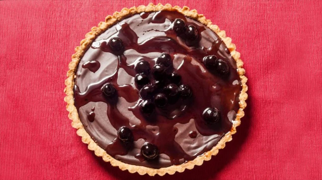 Tart vs. Pie Differences and Delicious Recipes