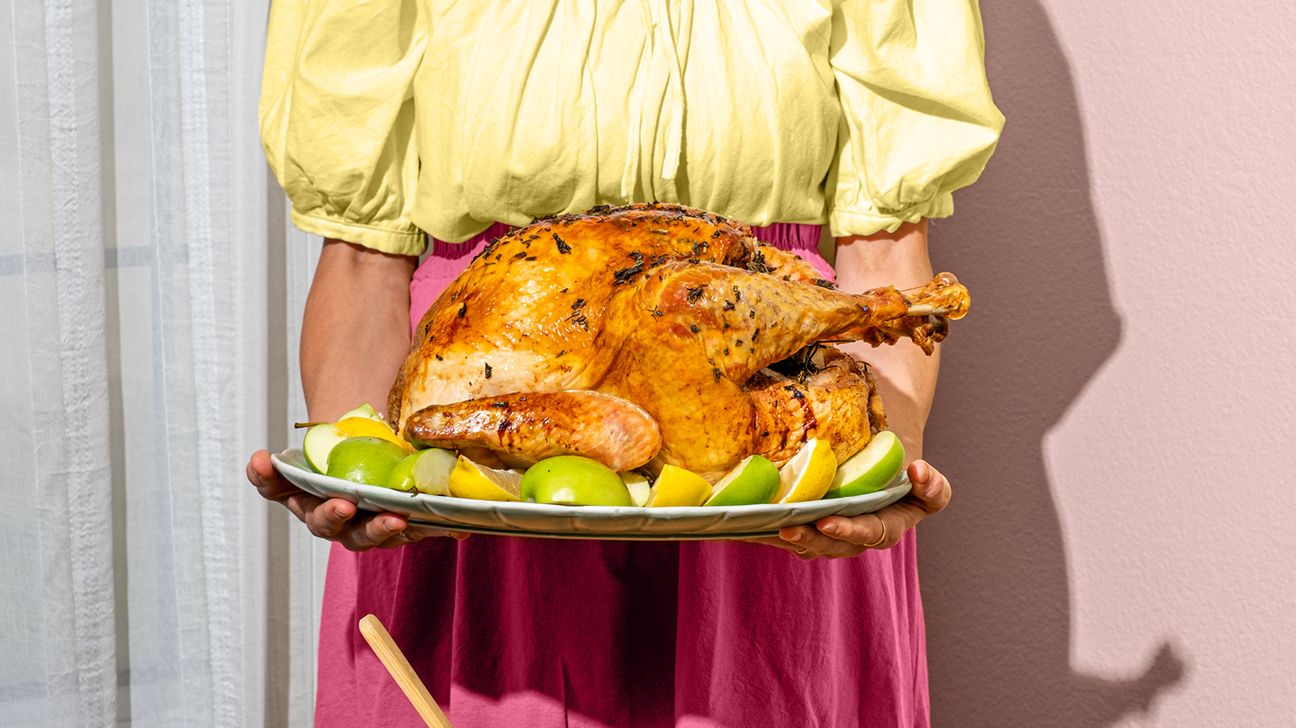 The Ultimate Stress-Free Guide to Hosting Your First Thanksgiving