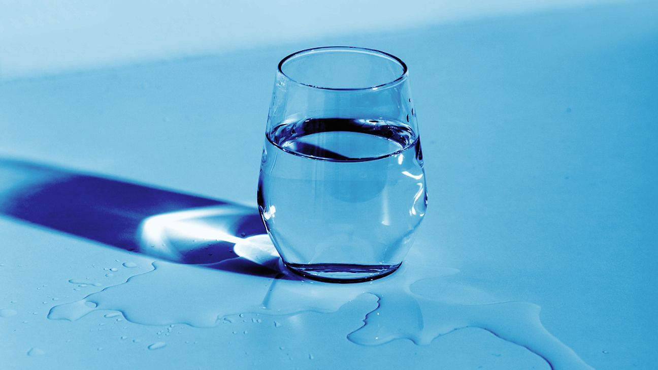Glass of water to fight fatigue