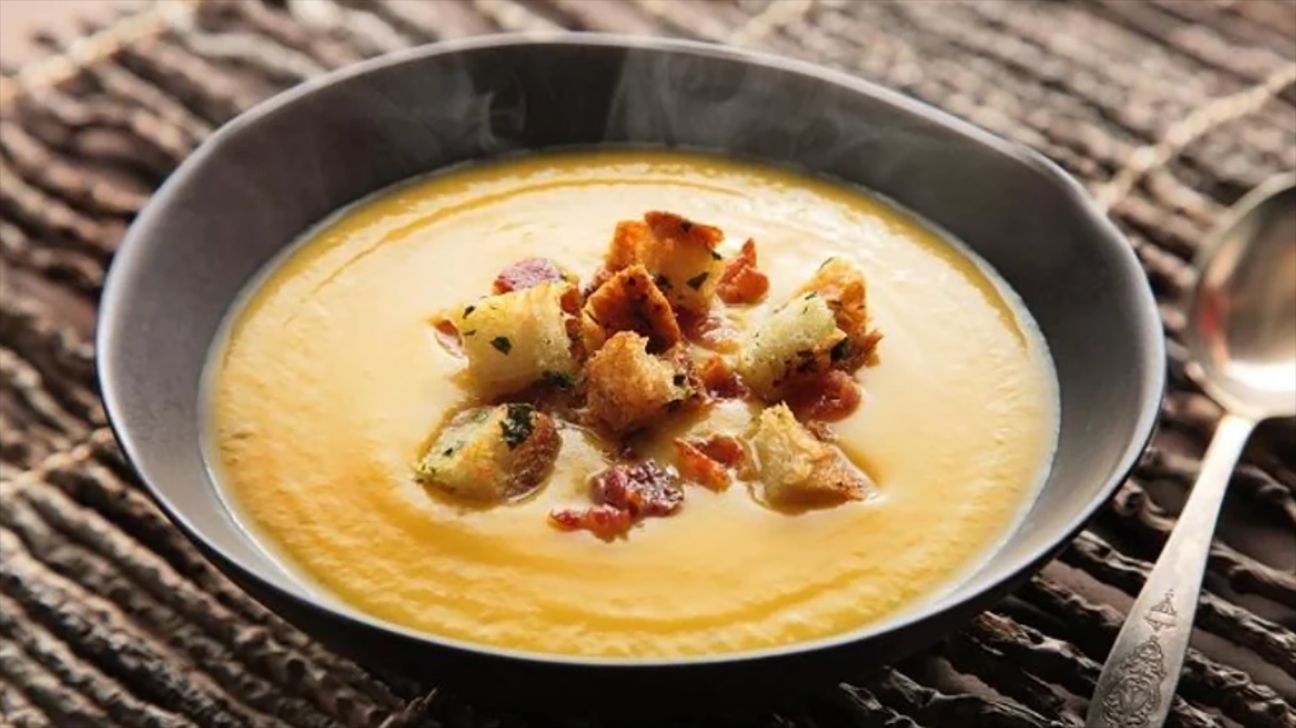 17 Creamy Soup Recipes for Fall and Winter