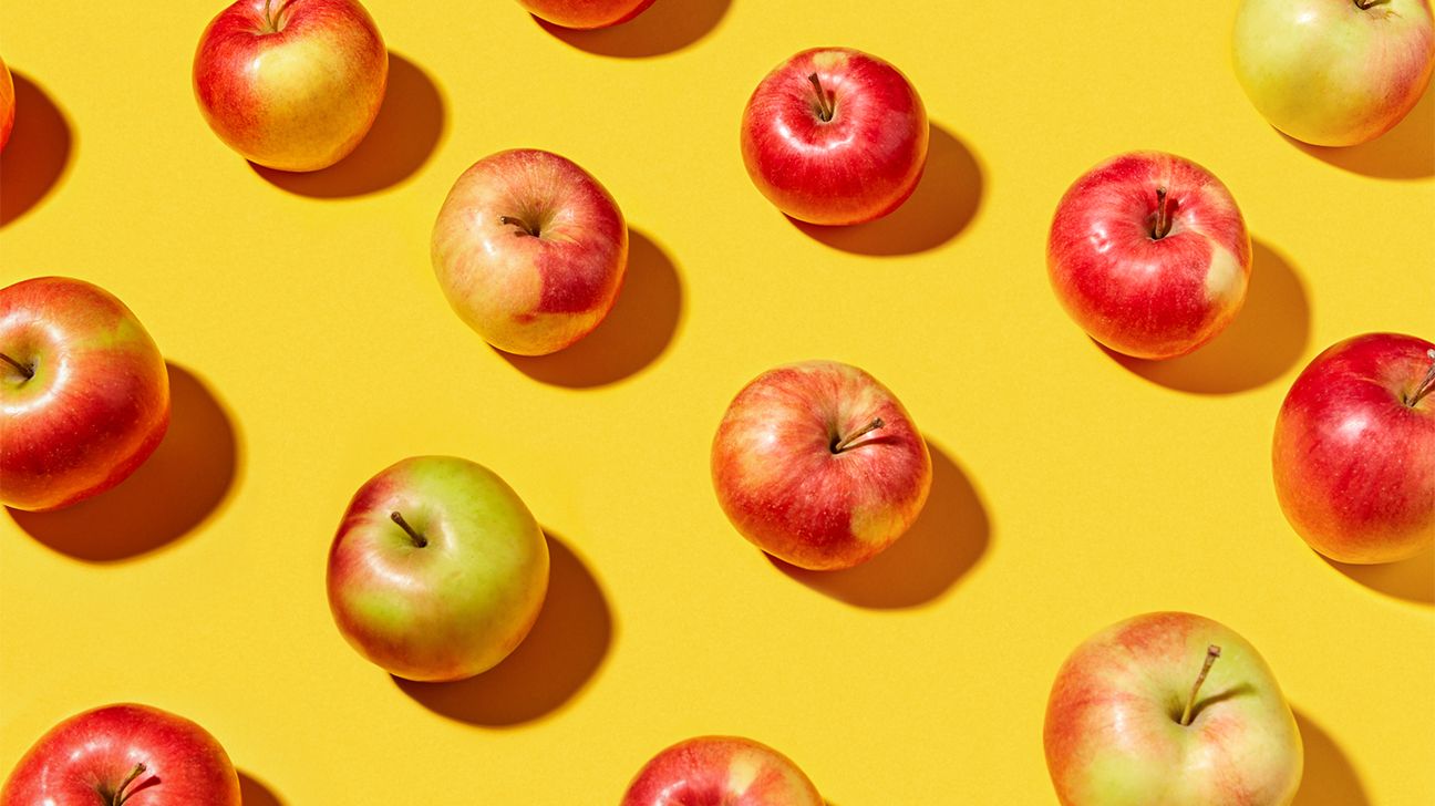 5 Best Apples for Baking (Granny Smith, Honeycrisp & More)