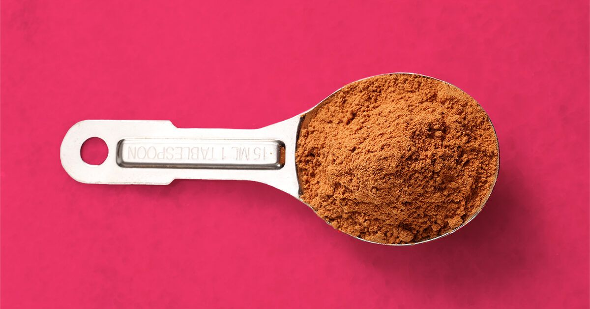 Dry Scooping PreWorkout What It Is, Safety Risks, and Alternatives