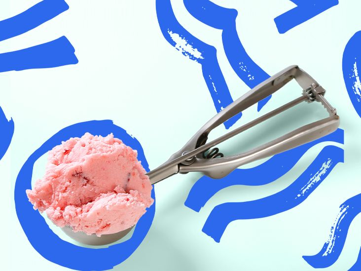 Ice cream scoop with strawberry ice cream