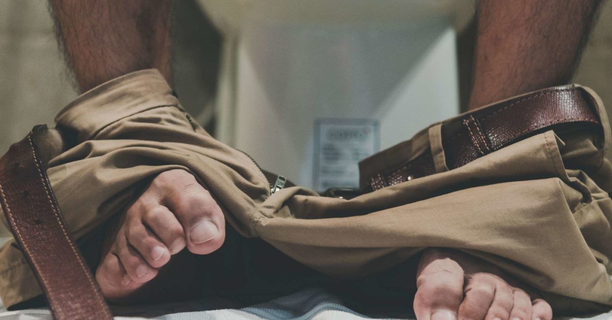 Popping a hemorrhoid Is it safe?