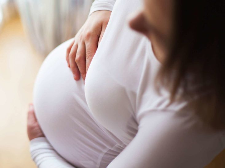 Pregnant at Age 40 - Symptoms, Benefits, Risks, What to Expect