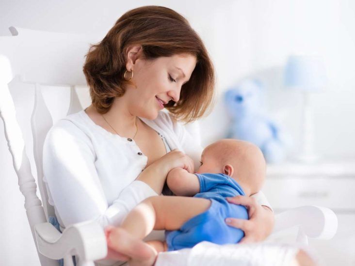 Pros and cons of breastfeeding: What to know