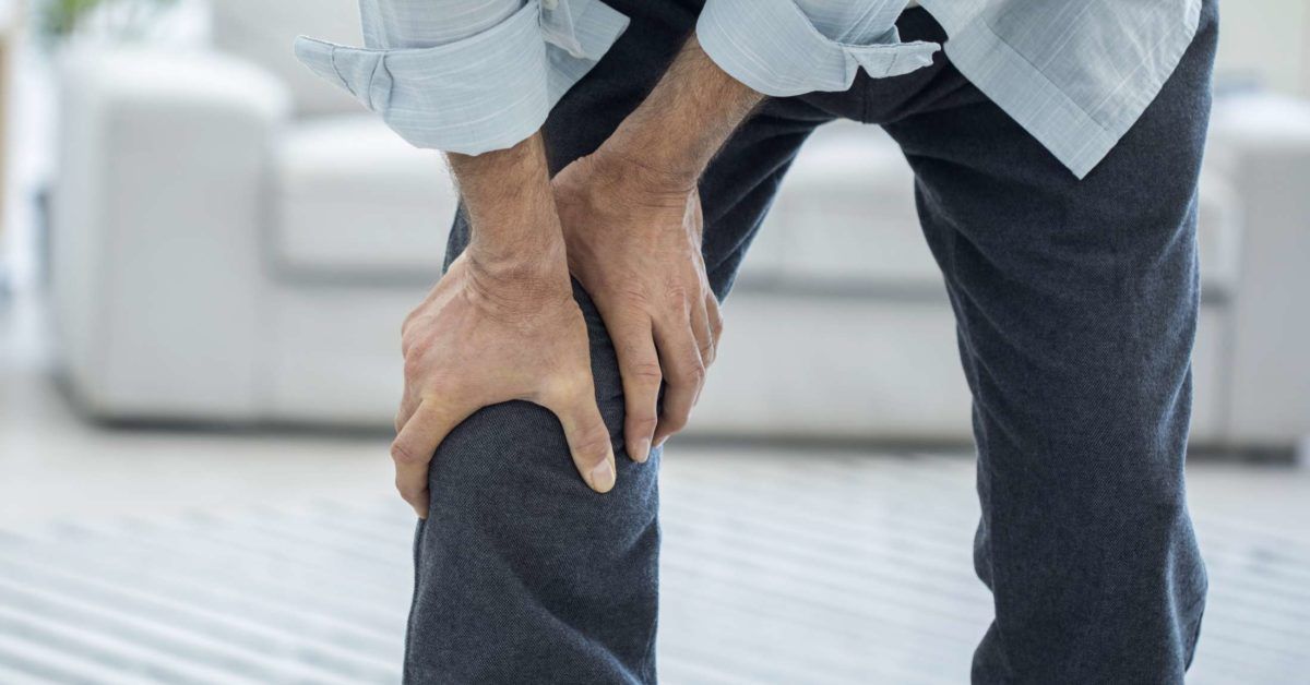 Chronic knee pain: Causes, risk factors, treatment, and tips