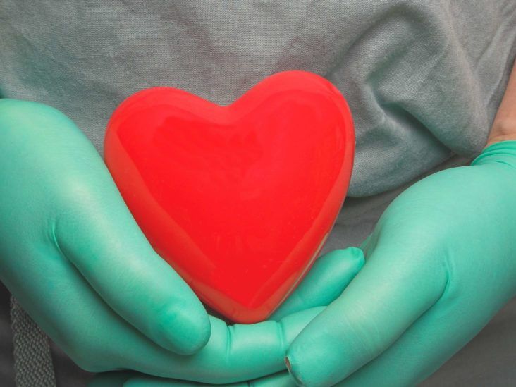 Sternum healing after open heart surgery: What to know