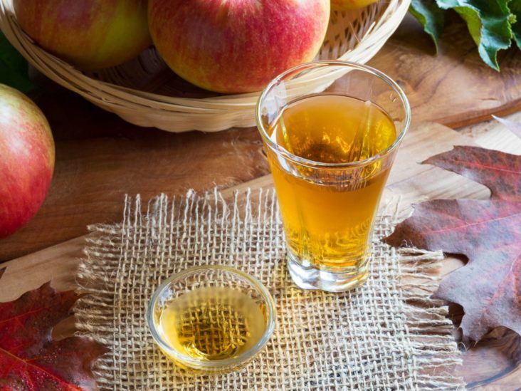 Apple cider vinegar for bloating: Does it work?