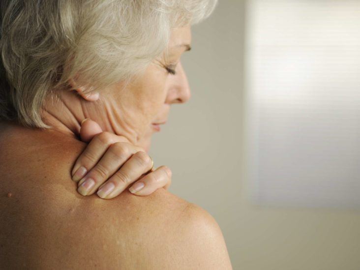 what-causes-calcium-deposits-behind-the-eyes-infoupdate