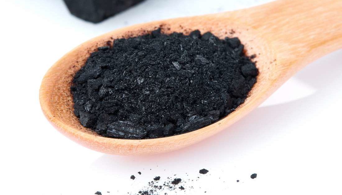What is natural activated charcoal and how to use it?
