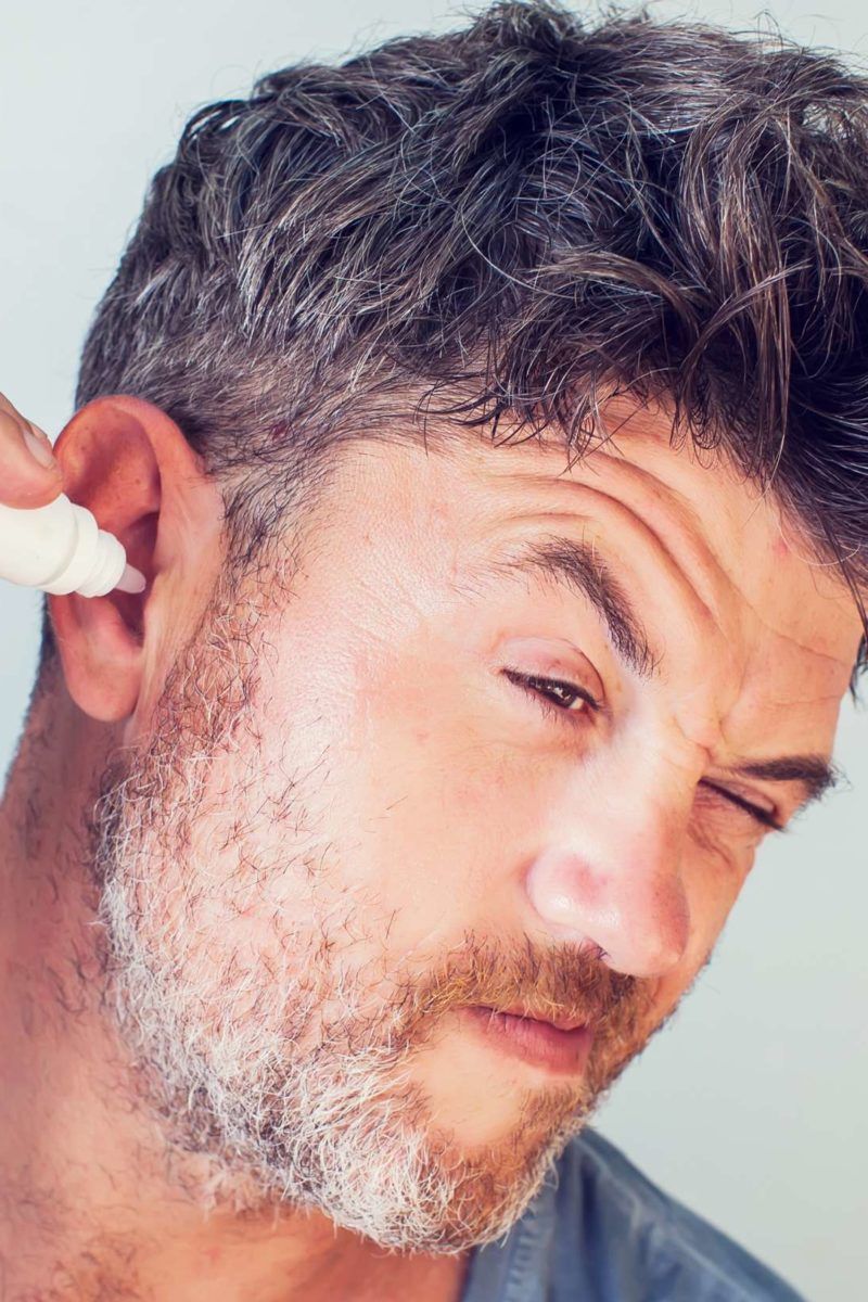 Removing earwax with hydrogen peroxide Does it work, and how?