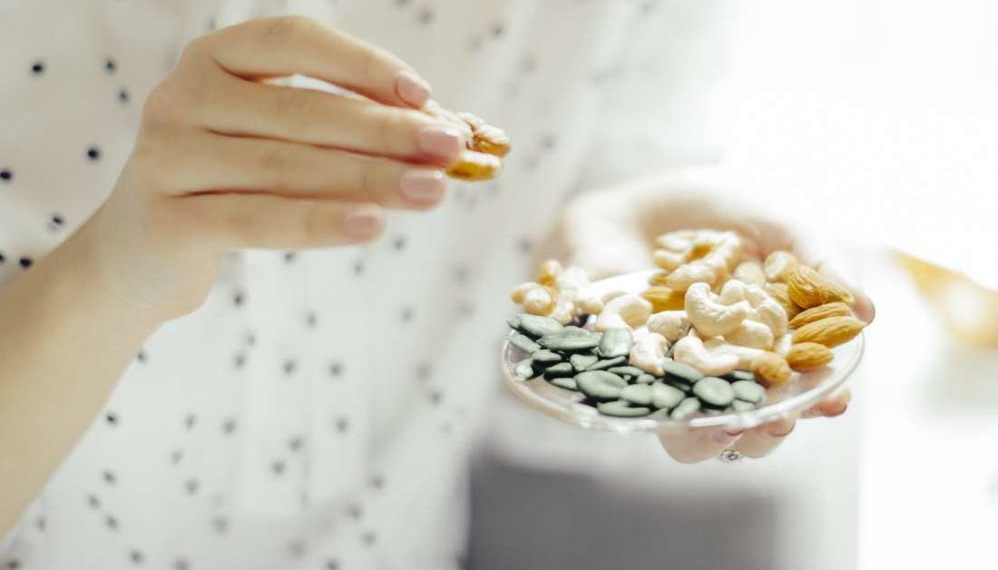 Diabetes: Nuts could reduce cardiovascular risk