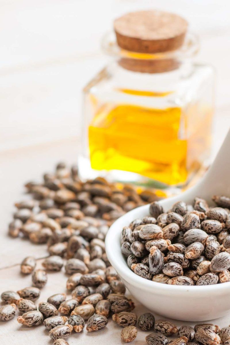 Castor oil for eyelash growth Does it work