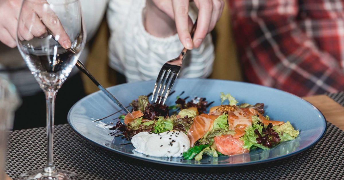 how-much-cholesterol-per-day-guidelines-and-foods-to-avoid