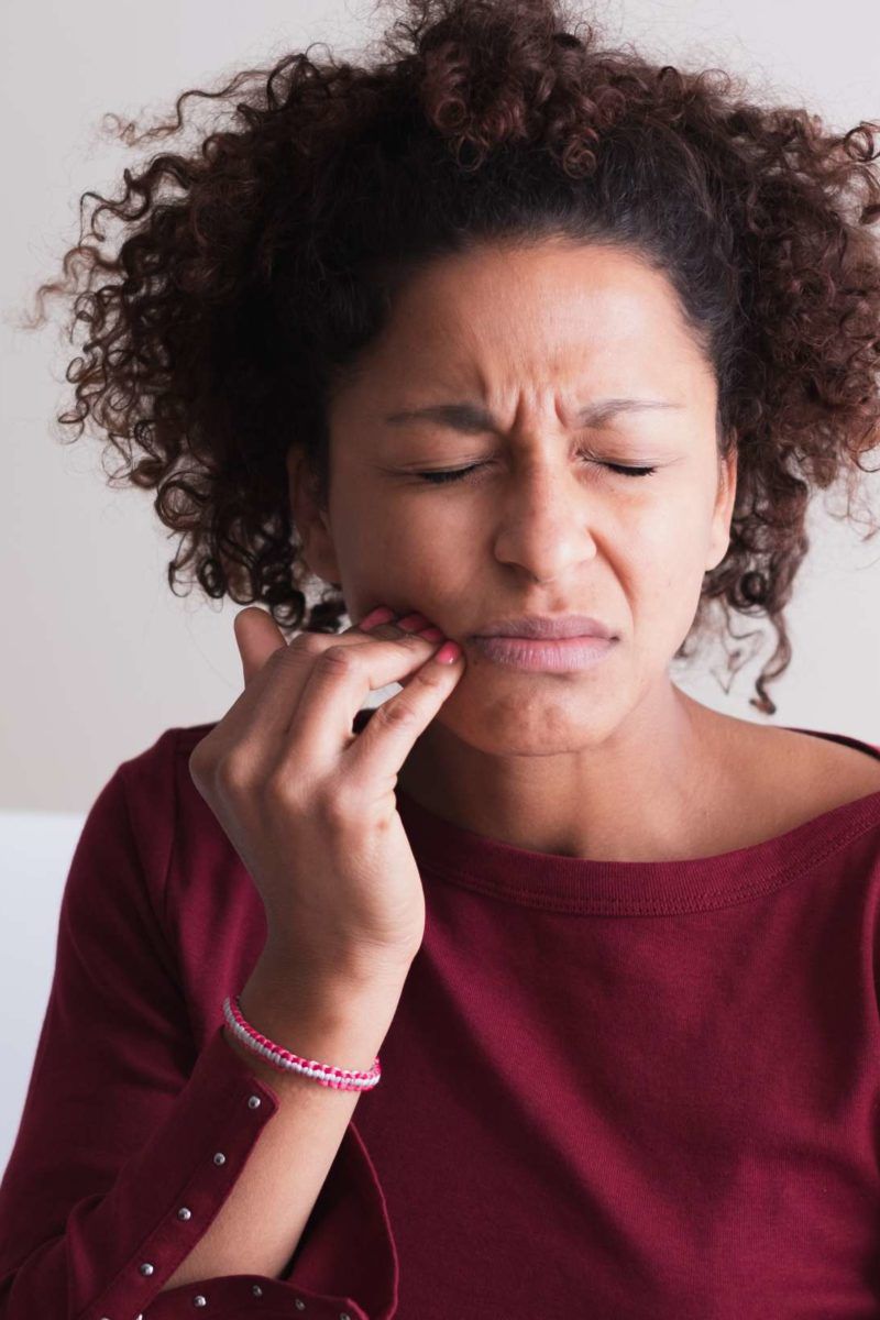 Cheek biting Causes, complications, and how to stop