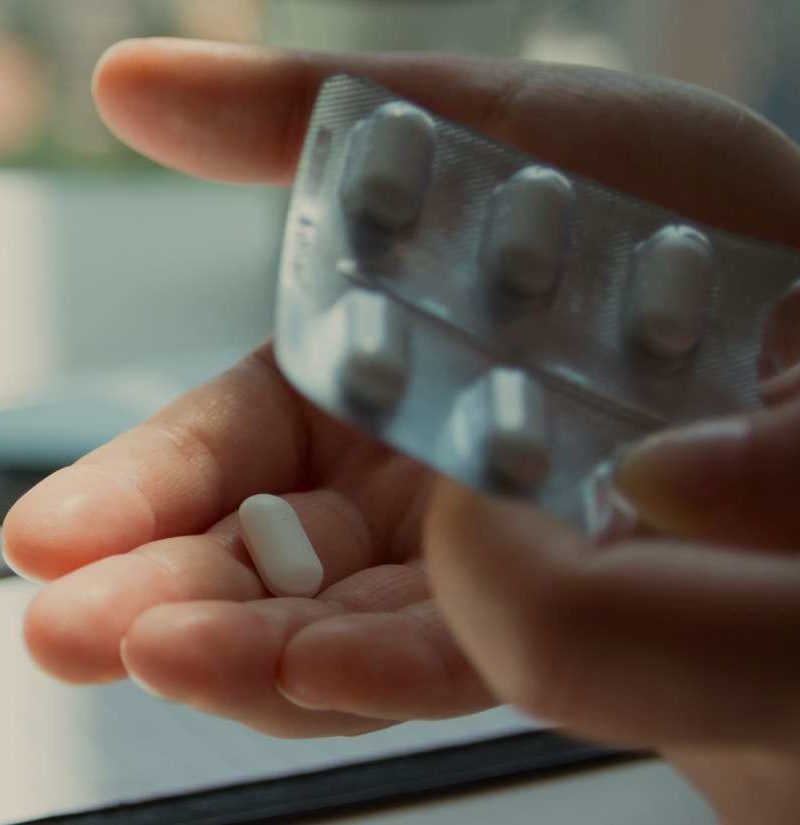 Side effects of Zoloft: Symptoms, interactions, and warnings