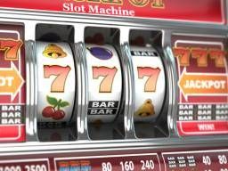 How sound and visual effects on slot machines increase the allure of  gambling - Neuroscience News