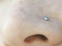i got my belly pierced today, is it too deep??? i can't really see the  bottom ball of the piercing??? please help before it starts to actually  heal : r/piercing