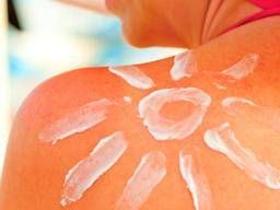 How to tan safely: 9 tips to minimize the risks