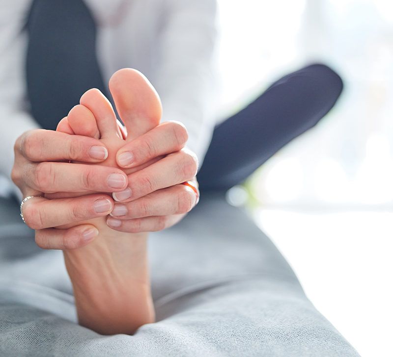 Second toe pain: Causes and how to get relief