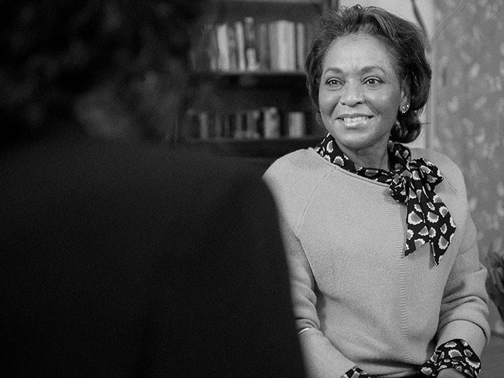 Does Medicare cover therapy? Coverage, costs, and more