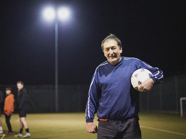 Does Medicare provide cover for arthritis? Benefits, costs, and more