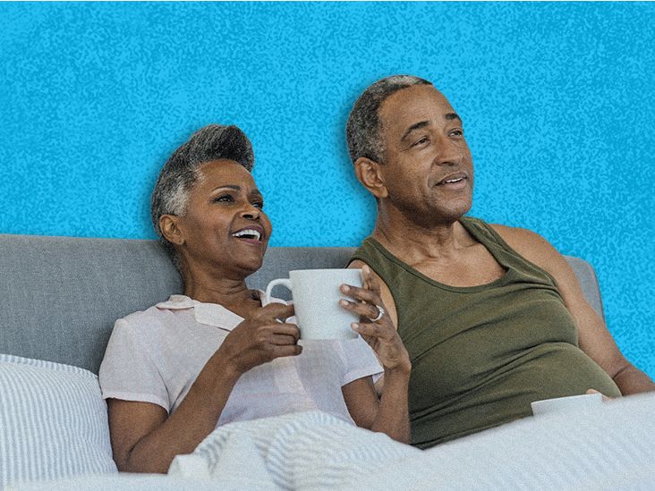 https://media.post.rvohealth.io/wp-content/uploads/sites/3/2020/10/381303-What-are-some-of-the-best-mattress-for-seniors-732x549-Feature_edit.jpg
