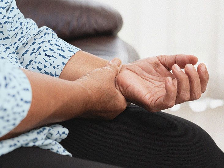 Does Medicare cover carpal tunnel surgery?