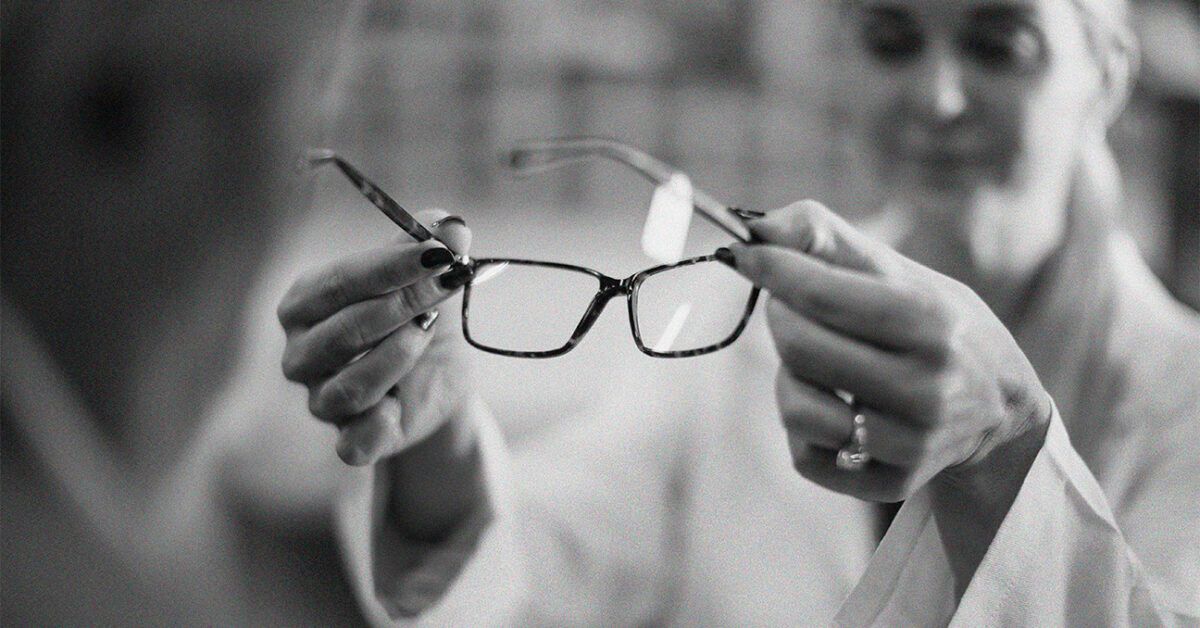 Does Medicare provide cover for glasses?